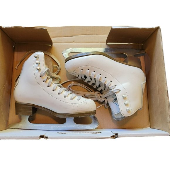 Glacier 420 Figure Skates Ice Skating White Leather Size 13 Girls GG946 - Picture 1 of 6